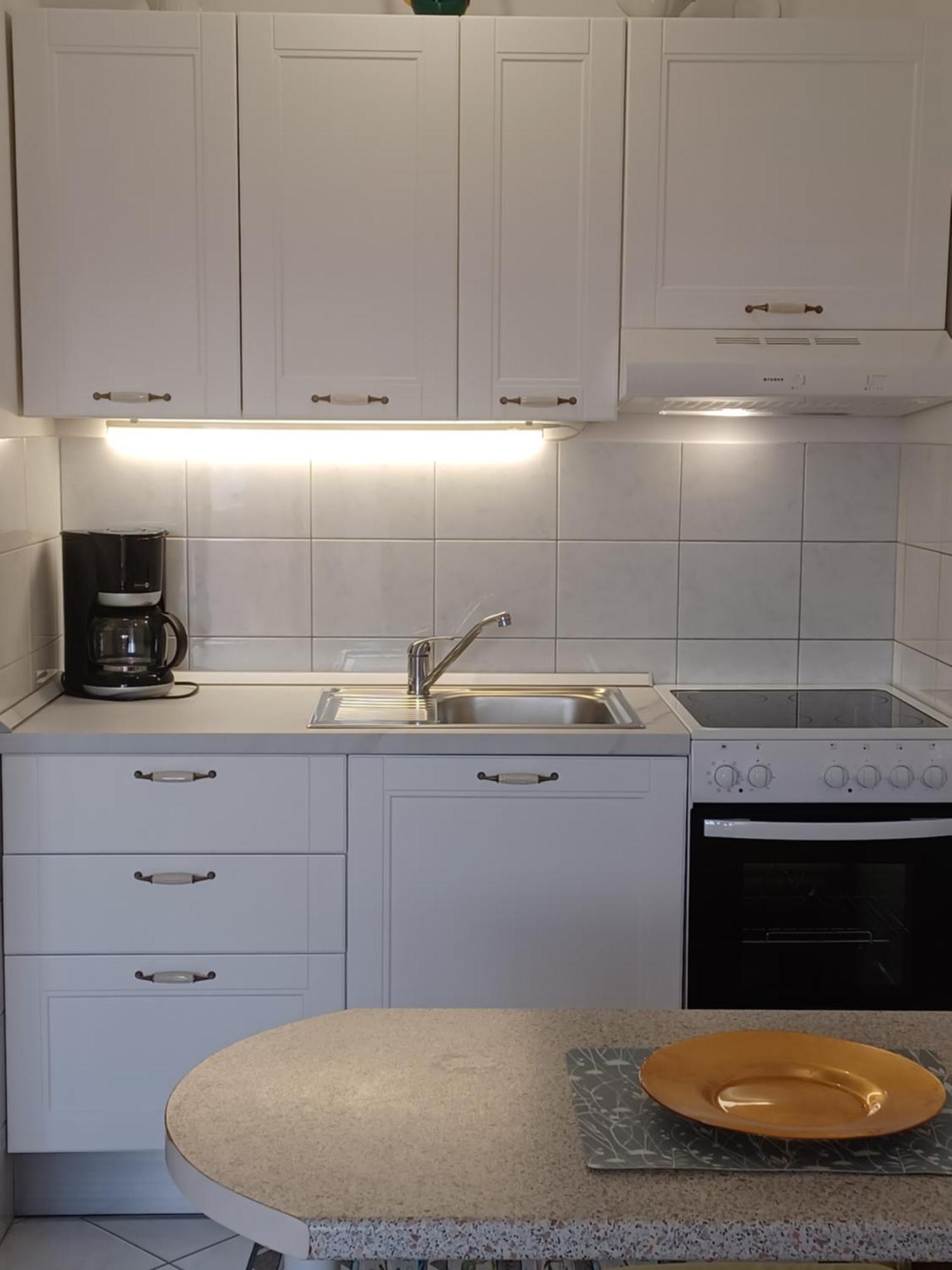Purple House Apartment Пула Стая снимка