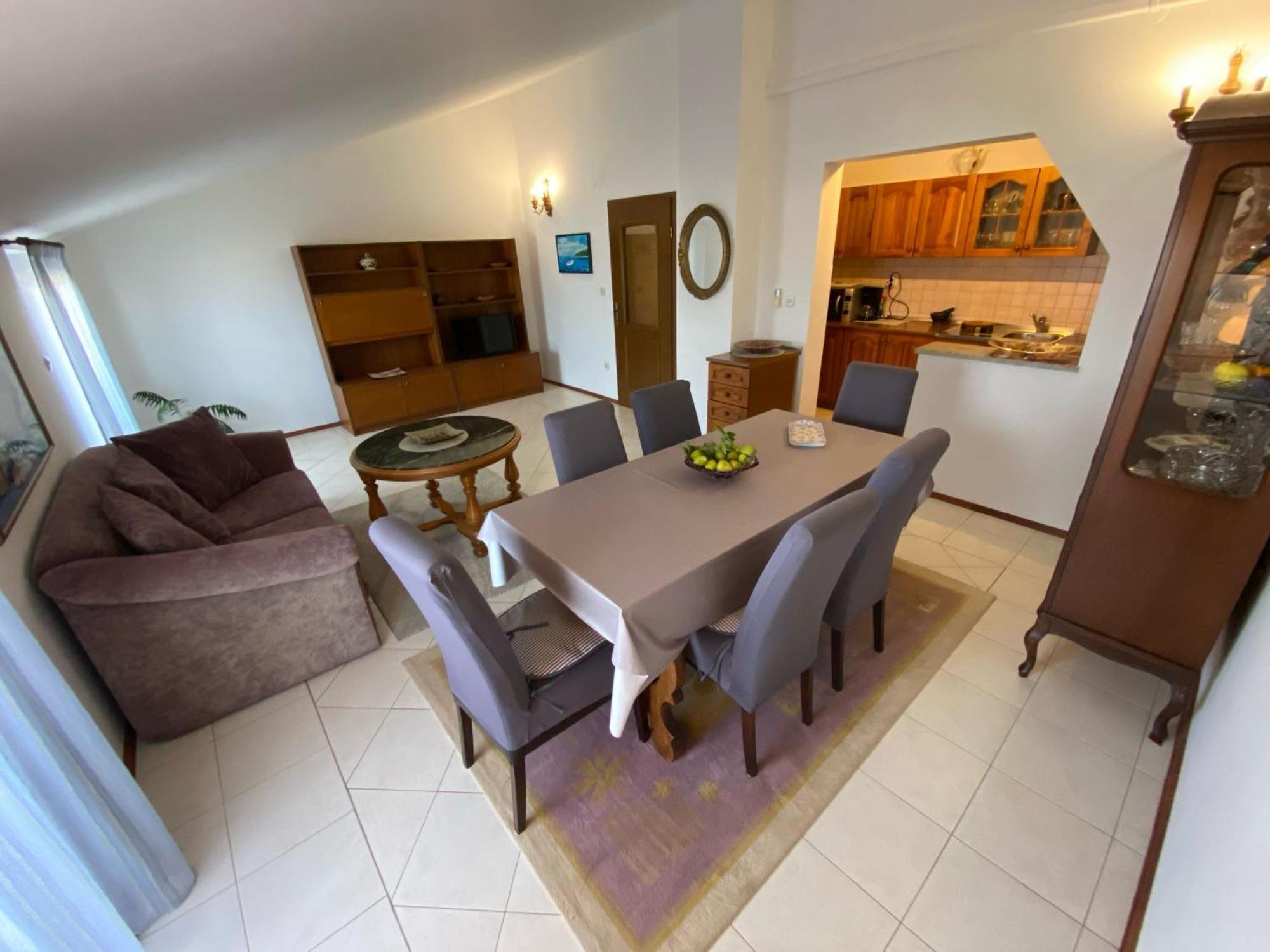Purple House Apartment Пула Екстериор снимка
