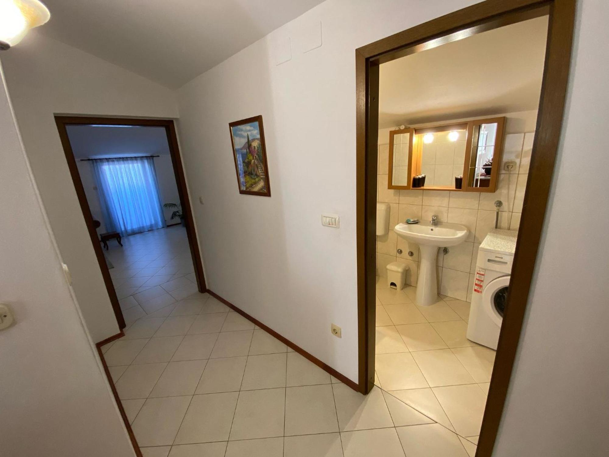 Purple House Apartment Пула Екстериор снимка